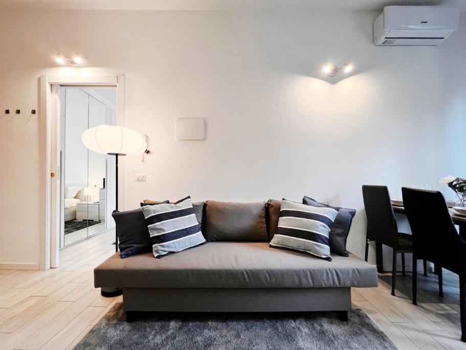 20 Min Duomo - Modern Apartment Milán Exterior foto